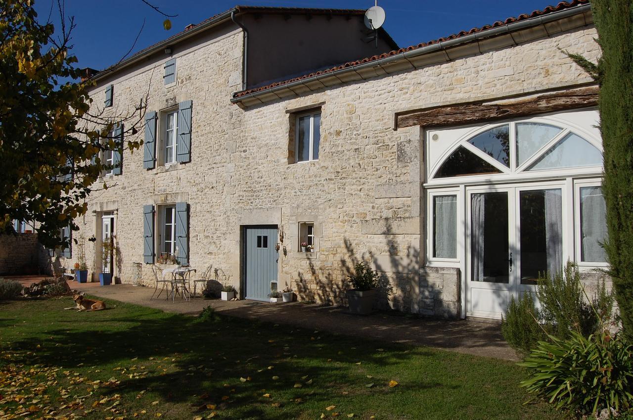 La Belle Lavande, Chambre D Hote Chenommet Exterior foto